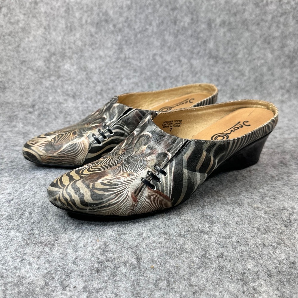 Vintage Y2K Zebra Print Clogs Womens Size 7 Slip On Platform Mules - Picture 2 of 13